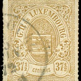 1865 Lussemburgo: stemma 37 ½ c. bistro oliva perforato a trattini colorati (N°22)